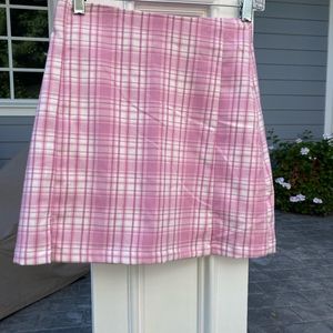 Brandy Melville pink and white cara skirt